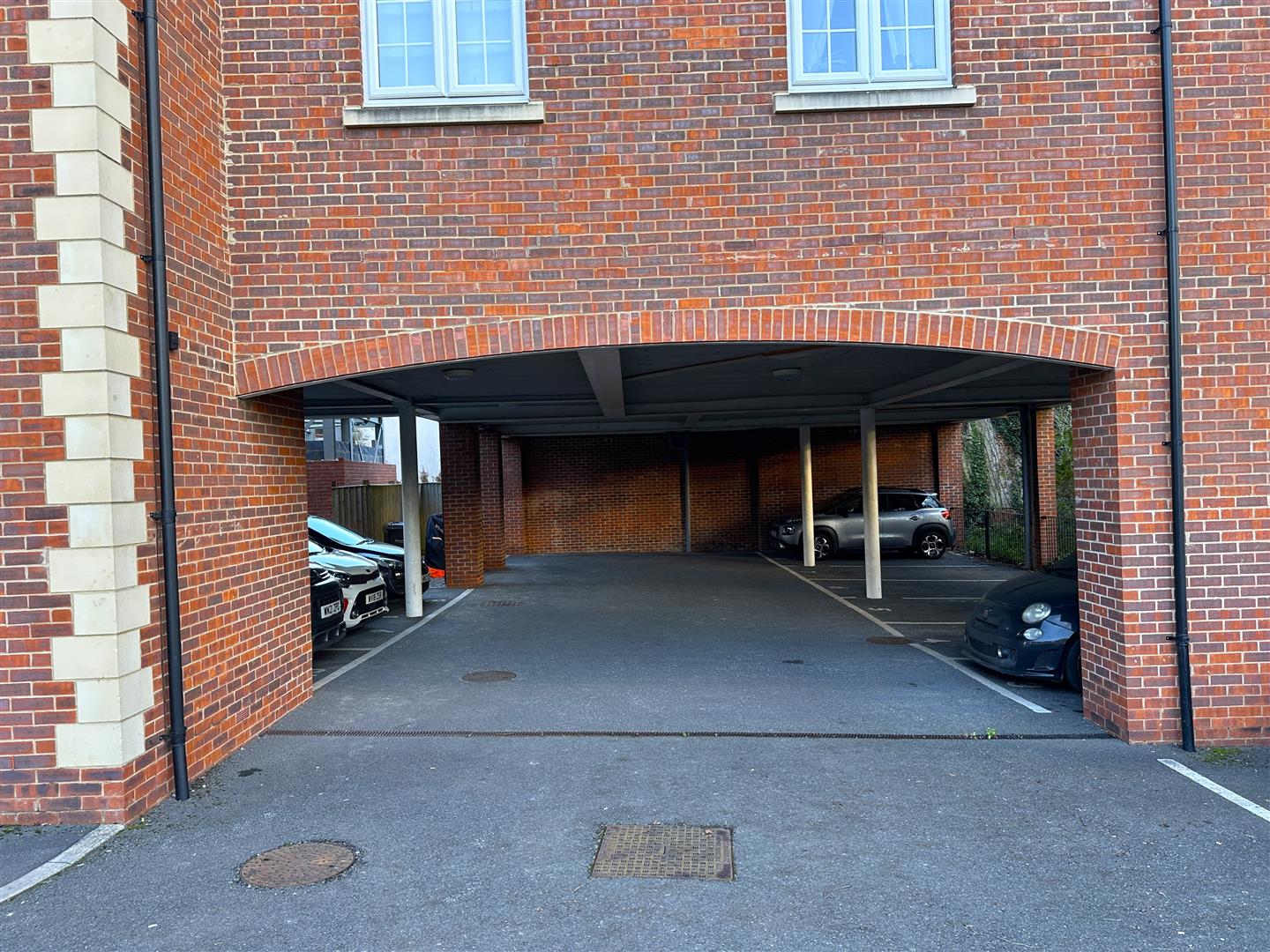 West End Close, Chippenham